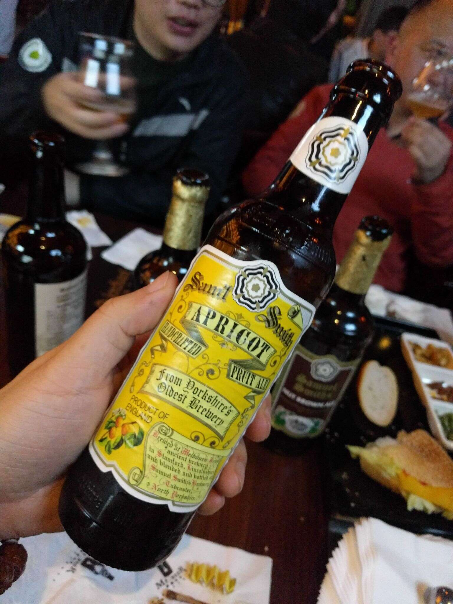 Samuel Smiths Organic Apricot Fruit Beer 20161116 204638